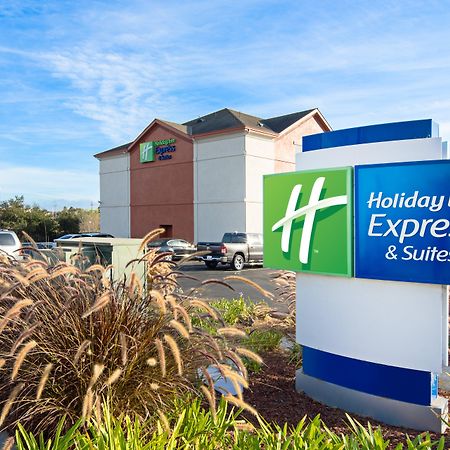Holiday Inn Express & Suites Watsonville By Ihg Exterior foto